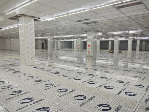 Paneles de aluminio con borde