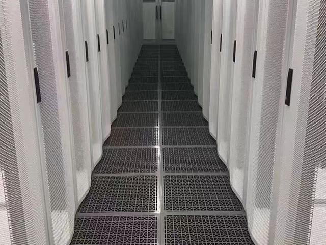 1300002135
