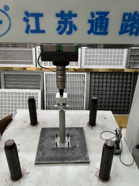 Loading test for raised floor pedestals